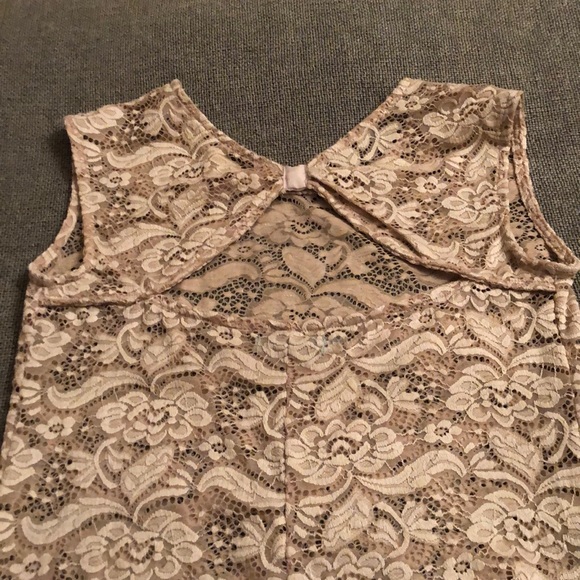 MAURICES NWOT BLUSH PINK LACE SLEEVELESS TOP - Picture 8 of 16